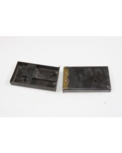 Kastenschloss mit Stulp links, Beschläge, Eisen, 75mm, 130mm, Dornmass 90mm Geliefert mit passendem Schlüssel, Eisen.