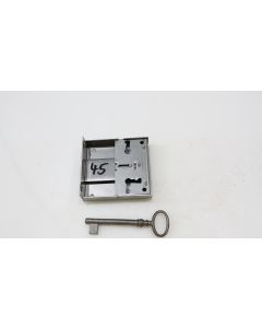 Kastenschloss mit Stulp , beidseits, unterschiedliche Kastengrössen, Beschläge, Eisen uni, Dornmass 45mm