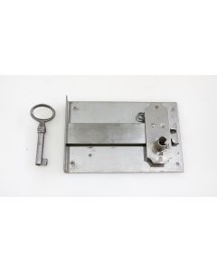 Einlassschloss, Beschläge, Eisen, L 106mm B 70mm, Stulp L 70mm B 14mm, Dornmass 85mm